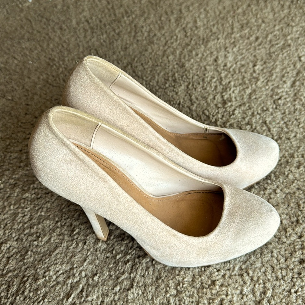 Beige suede heels